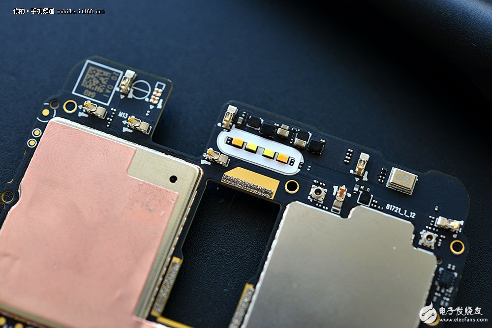 魅蓝note6怎样拆机