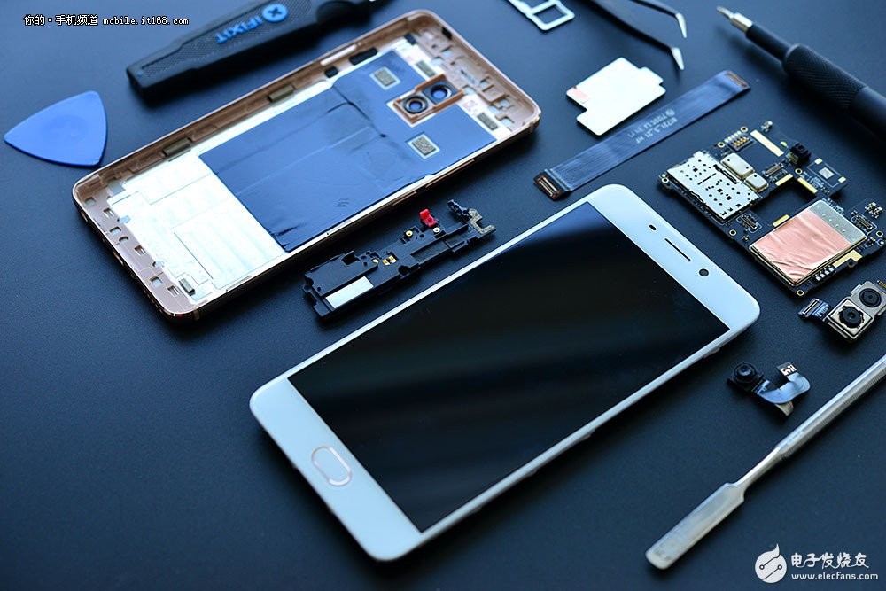 魅蓝note6怎样拆机
