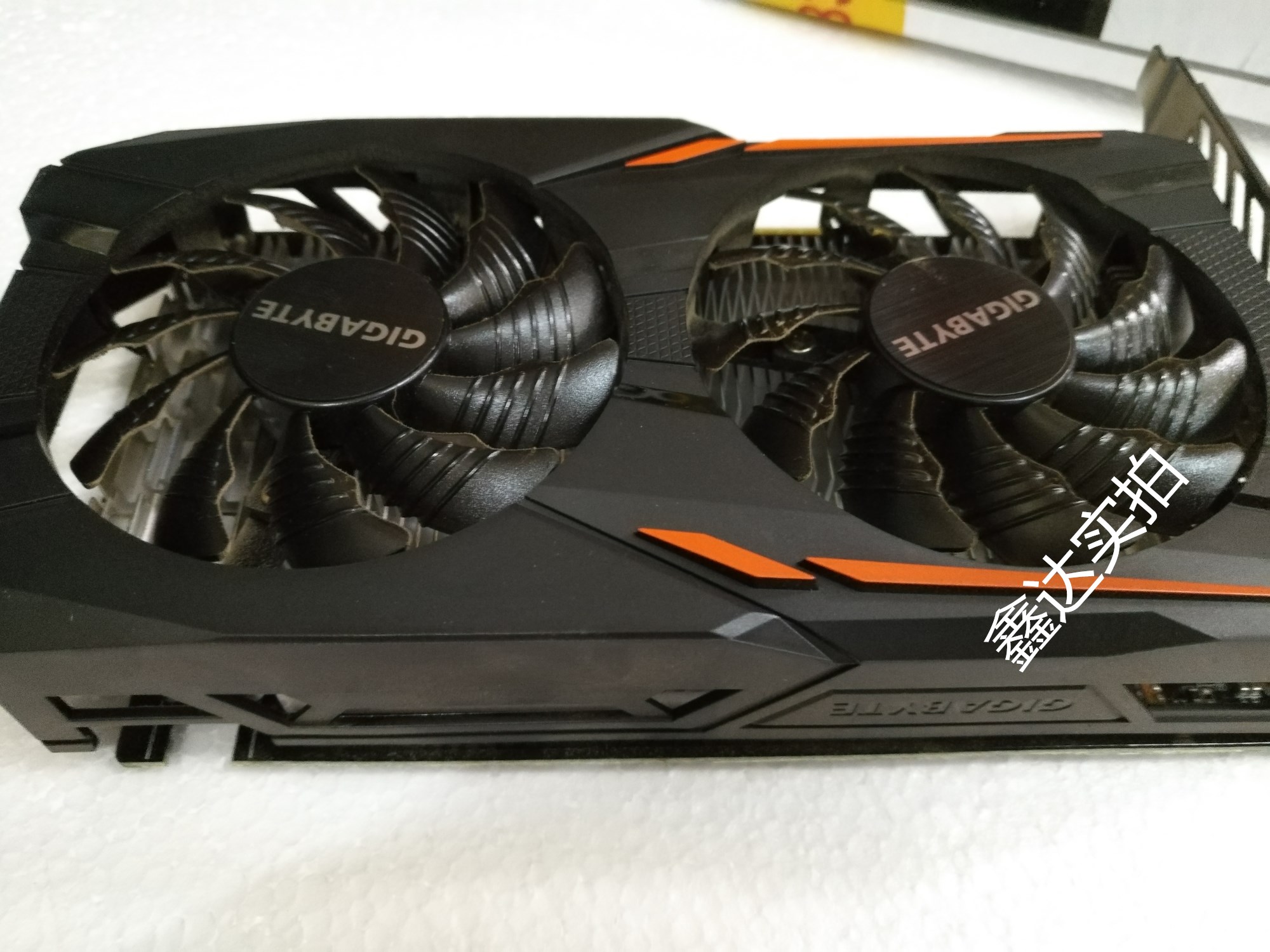 有马甲显卡_有马甲显卡