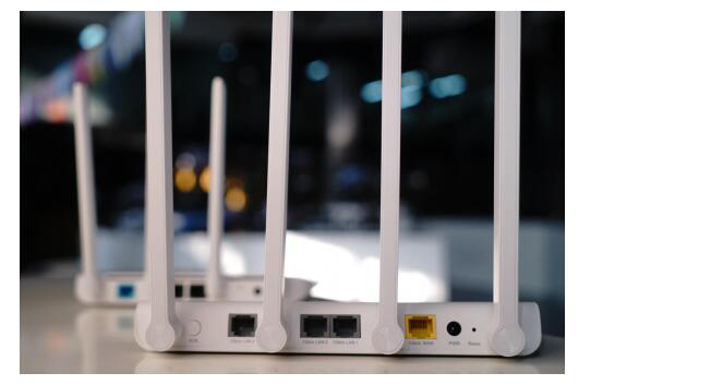 小米路由器4和360v4哪个好_小米路由器4和360v4哪个好