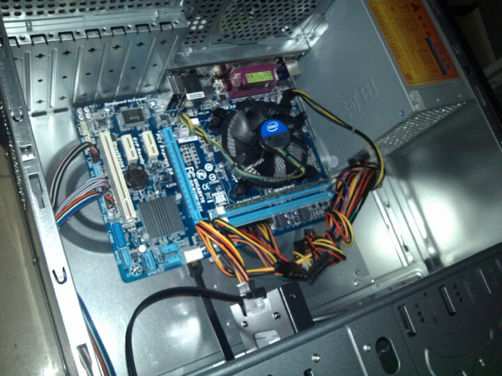 硬盘安装 硬件图解_硬盘安装 硬件图解