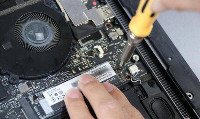 固态硬盘怎么uefi启动