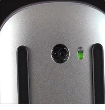 苹果二代鼠标充电时间