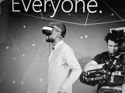 vr头盔可以当显示器吗
