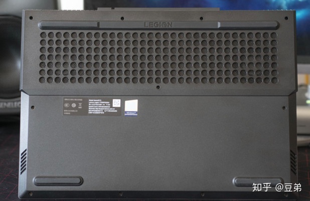 游戏笔记本电脑特点