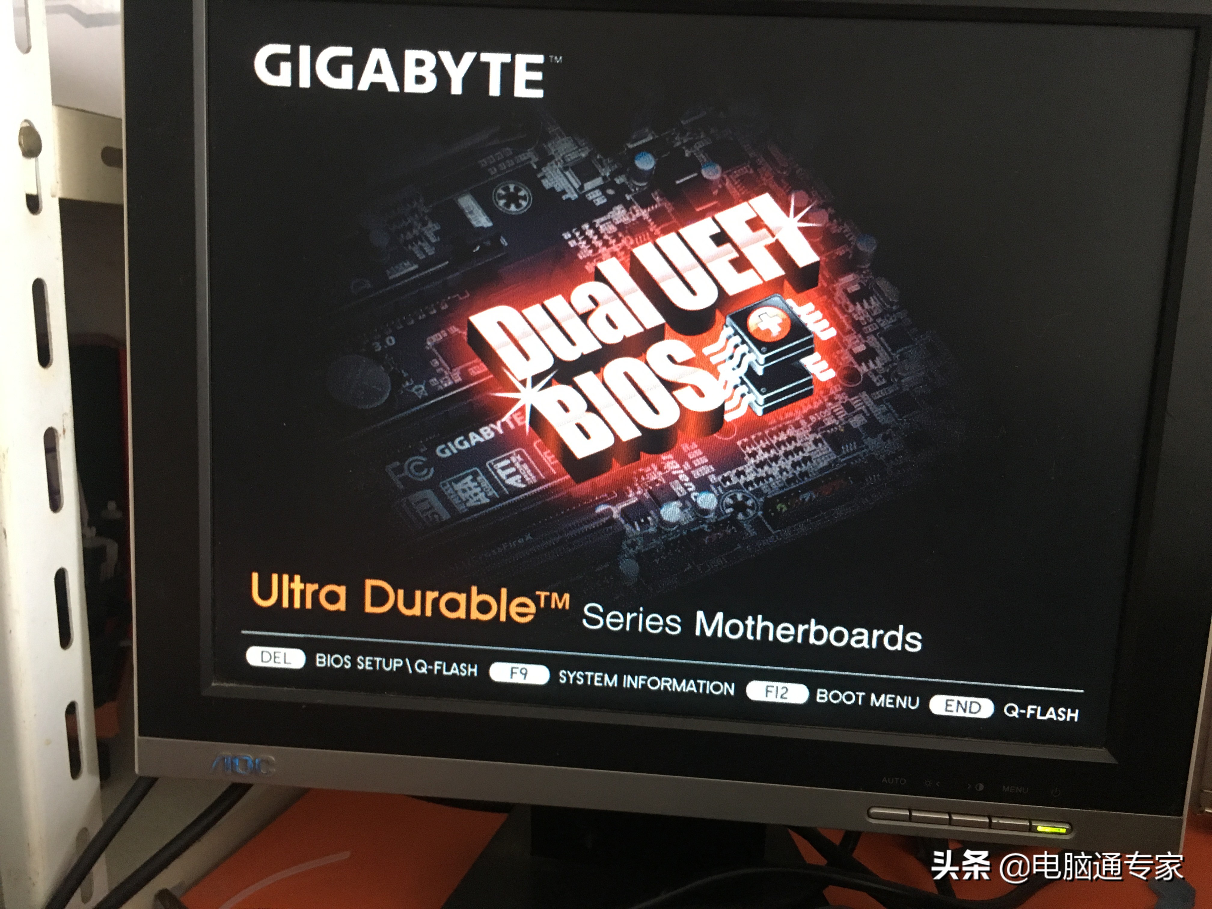 台式电脑插上显卡不开机，取下独立显卡开机运行正常，哪里故障？