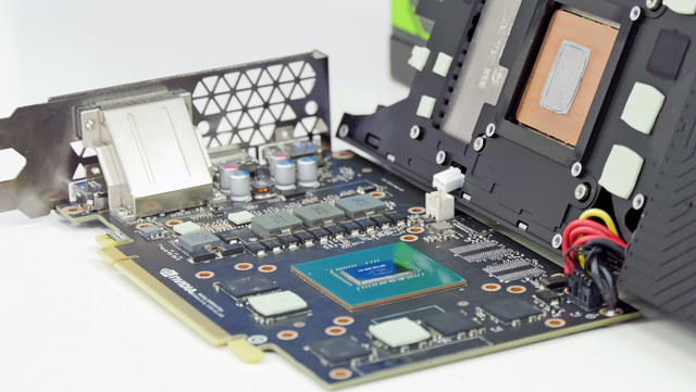 PCB设计亮了 GTX 1060显卡拆解图曝光