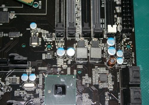 7系cpu支持什么主板_7系cpu主板_7系cpu主板