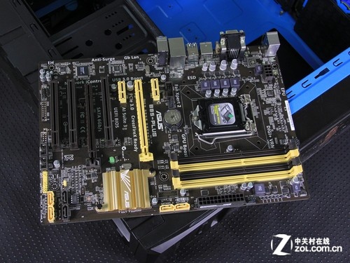 华硕B85-PLUS 外观图