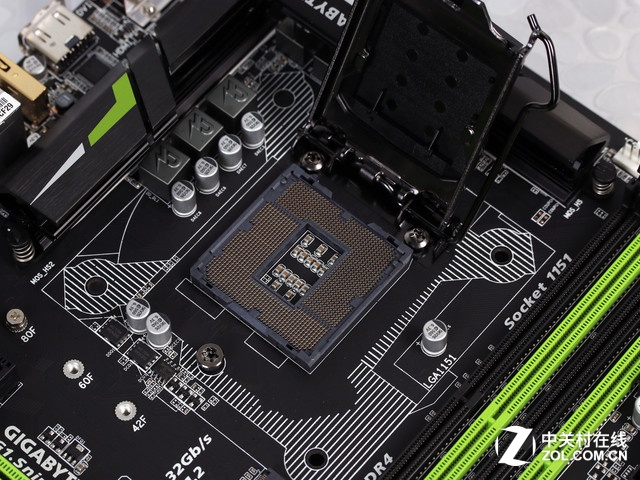 搭配极速M.2接口 技嘉Sniper B7评测 