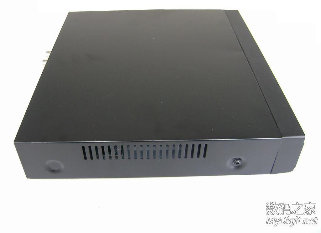 4路网络硬盘录像机安装