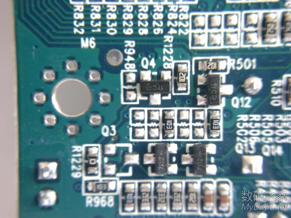 4路网络硬盘录像机安装