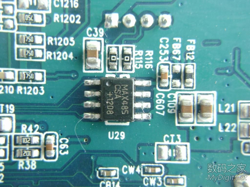 4路网络硬盘录像机安装