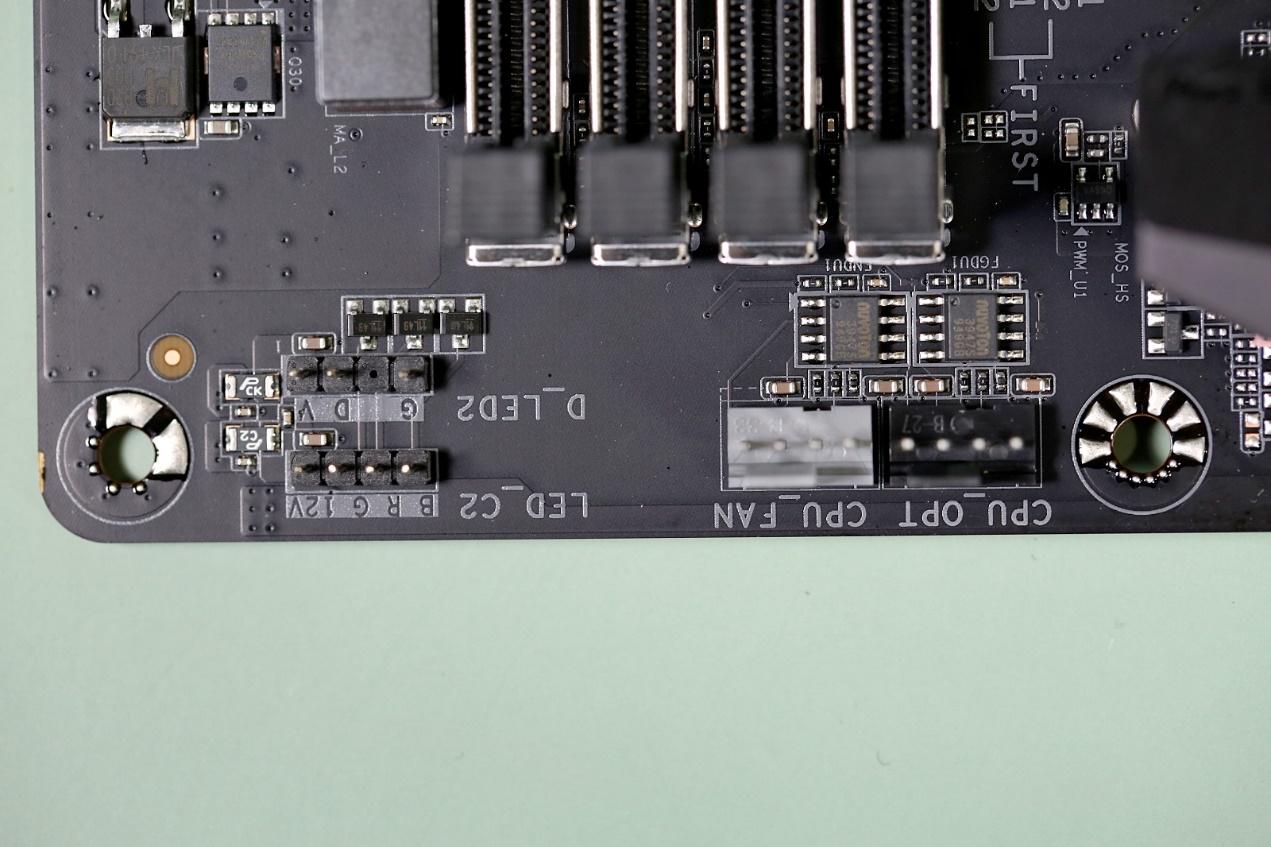 p5q turbo主板q8300超频bios设置_微星主板bios超频设置_微星主板cpu超频bios设置