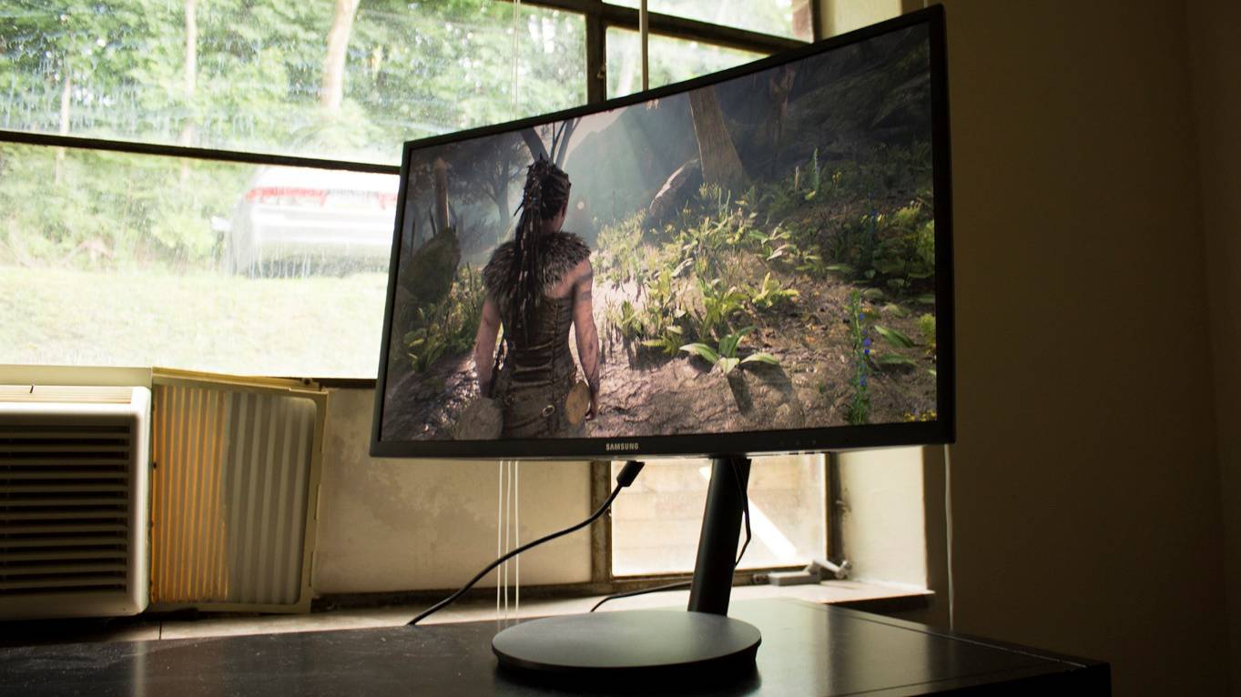 曲面显示器曲率大好还是小好？曲率多少合适？