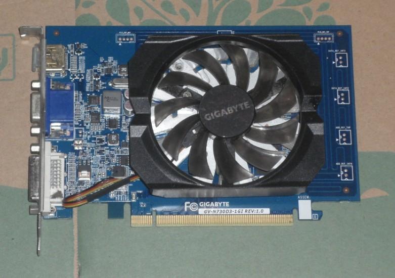 便携电脑主机显卡_怎么在电脑看显卡_电脑主机显卡在哪看