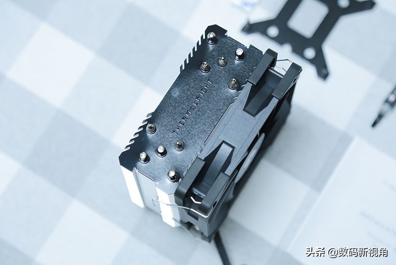 百元风冷散热哪家强？看看利民刺客国王AK120的表现