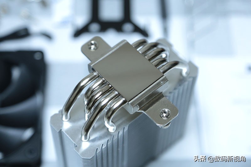 百元风冷散热哪家强？看看利民刺客国王AK120的表现