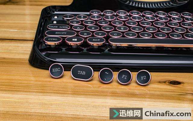 玩文艺不看年龄，小资范樱桃轴复古打字机机械键盘