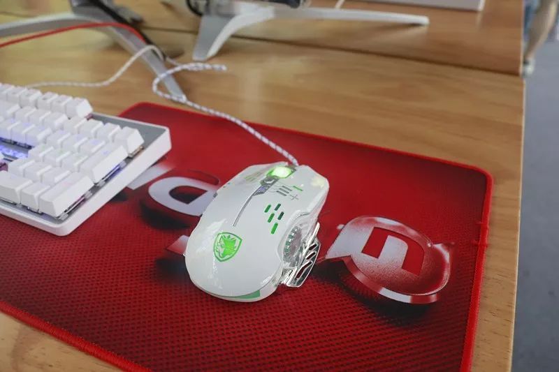 网吧更换鼠标驱动