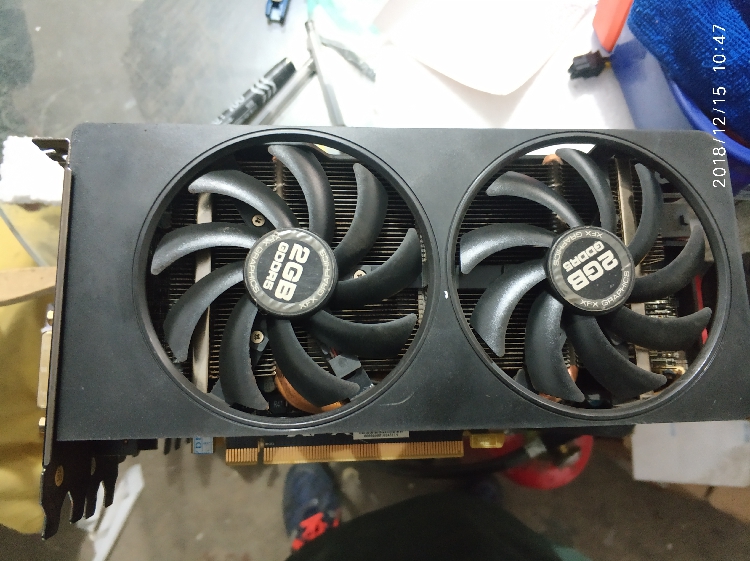 显卡散热风扇是吹风_机箱风扇哪边是吹风_显卡 散热 风扇 固定