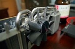 降低温度延长寿命！显卡散热器清洗篇 