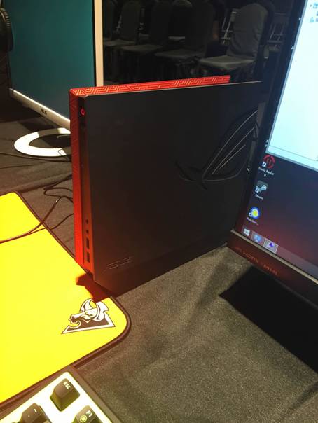 华硕迷你电竞主机、超薄显示器带你上王者