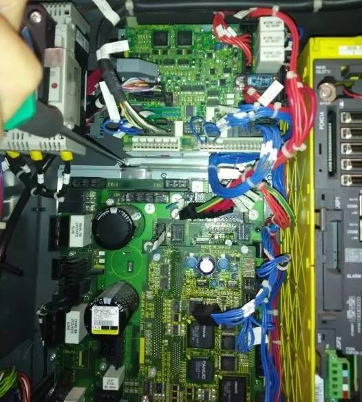 笔记本风扇好换吗_电脑换cpu风扇_笔记本电脑换风扇教程