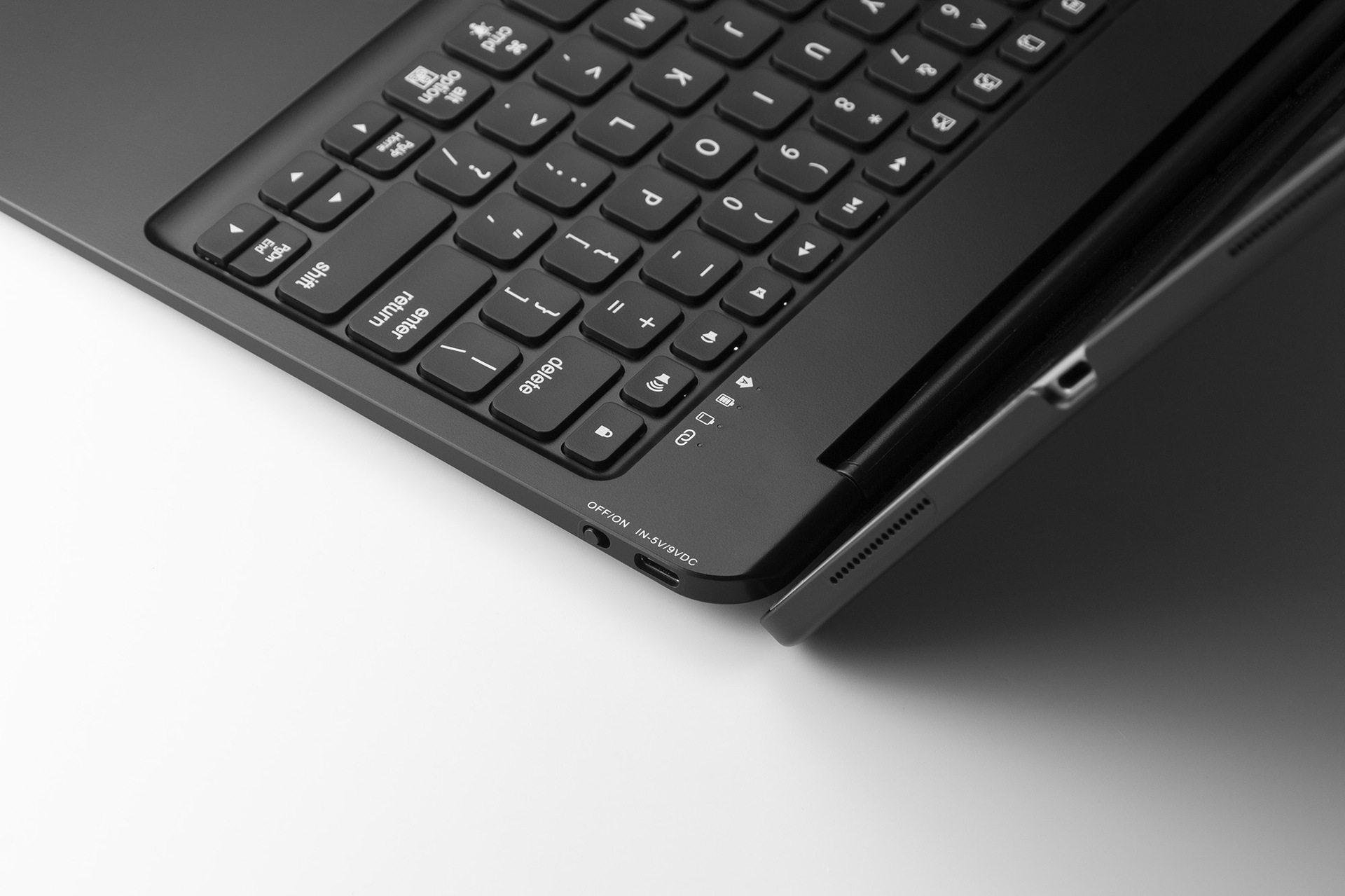 win8平板透明键盘_win8平板虚拟键盘透明_win8平板键盘透明