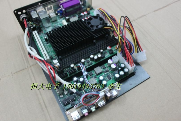 显卡散热可以打开机箱的盖用小型家要电风扇_打开机箱散热_散热底座怎么放~要风扇对着笔记本风扇吗