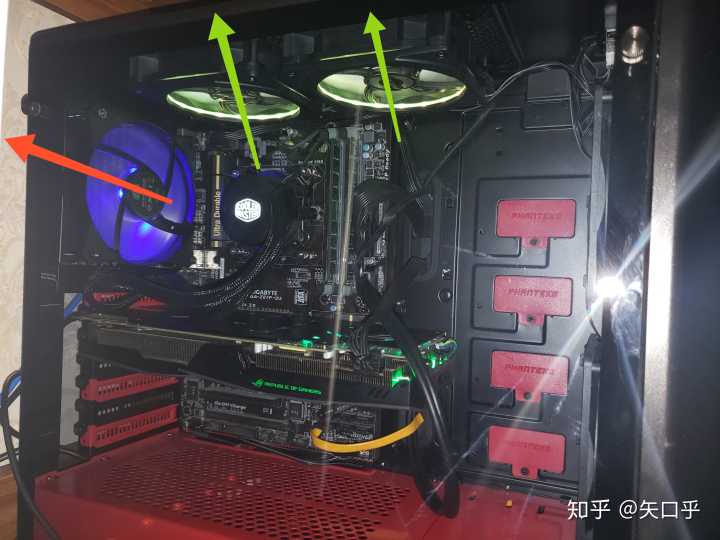 散热底座怎么放~要风扇对着笔记本风扇吗_显卡散热可以打开机箱的盖用小型家要电风扇_显卡散热可以打开机箱的盖用小型家要电风扇