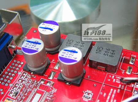 公版超长型X800显卡用它玩游戏一定很爽
