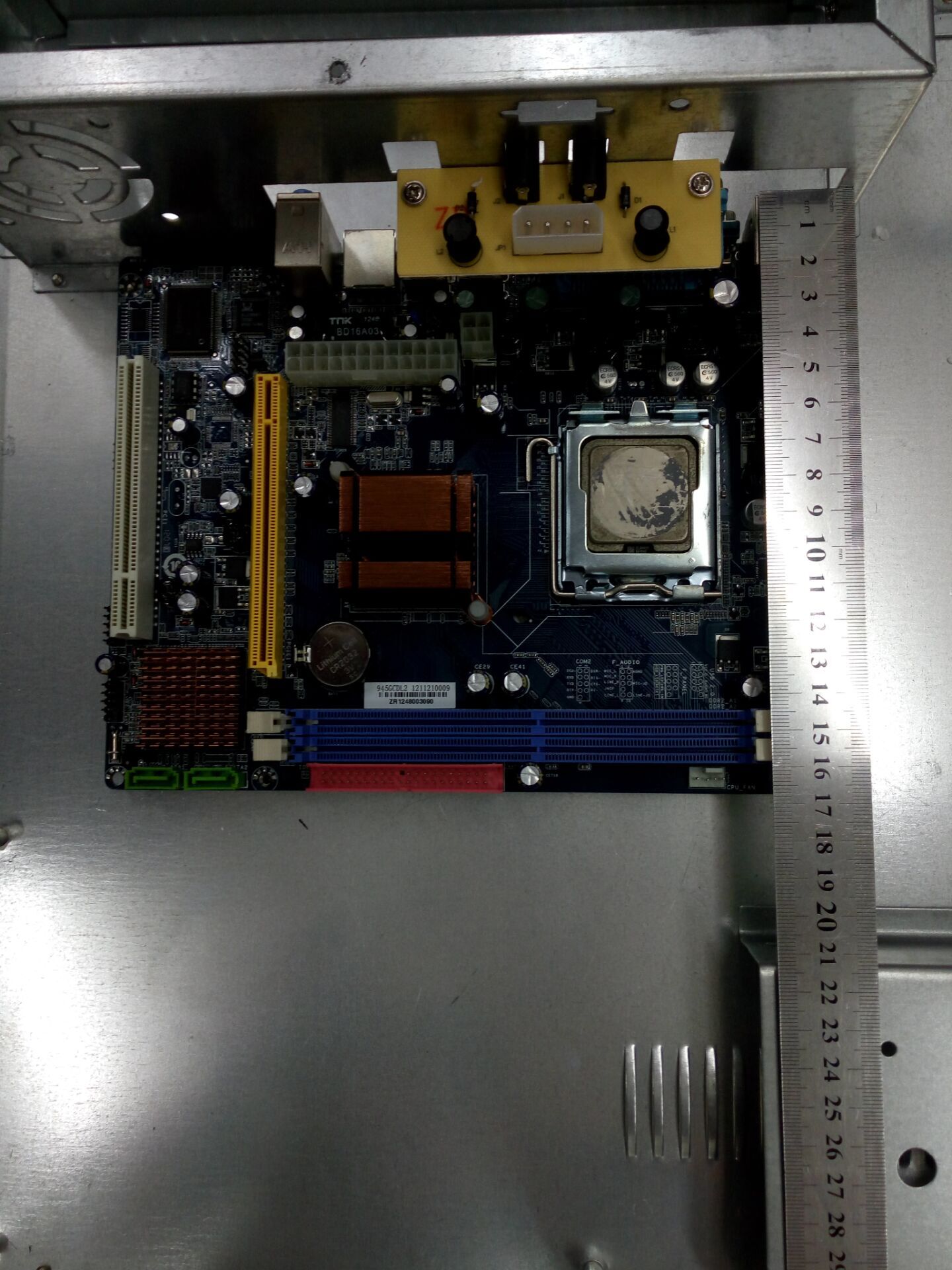 解决方案:主板电池电量