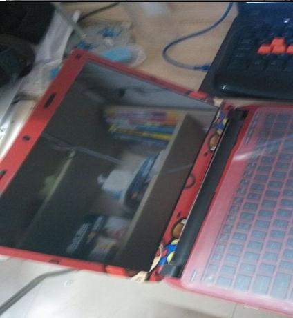 笔记本如何给外壳贴膜