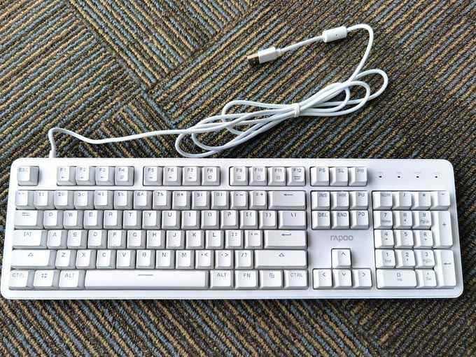 百元机械键盘新体验,雷柏MT710红轴设计,工作游戏两不误