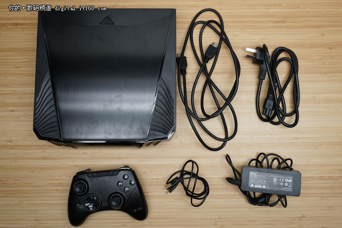 能换硬盘能换U 蜗牛游戏主机OBOX评测