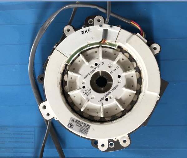电脑长城电源维修图解_华硕笔记本电脑电路板电源部分坏了,要多少维修费?_如何查看华硕上网笔记本电源适配器12v3a插头尺寸