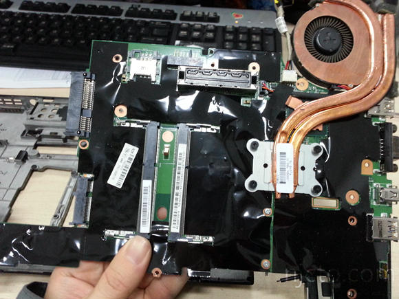 怎么清理笔记本风扇_笔记本如何清理风扇_笔记本电脑如何清理风扇