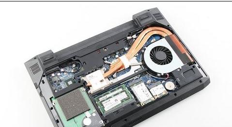 笔记本电脑内存很小运行很卡怎么办