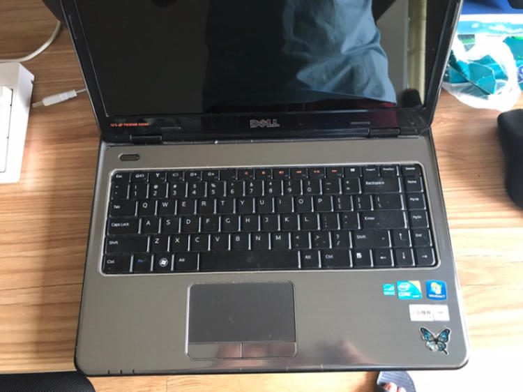 显示器分辨率 英文_英雄联盟分辨率太高显示不出来_4k顯示器只用2k分辨率