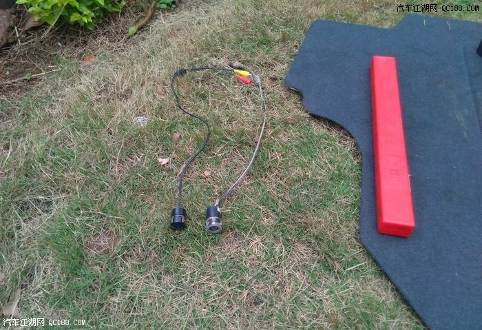 倒车雷达显示器更换