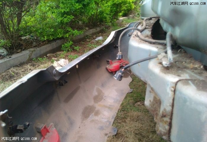 倒车雷达显示器更换