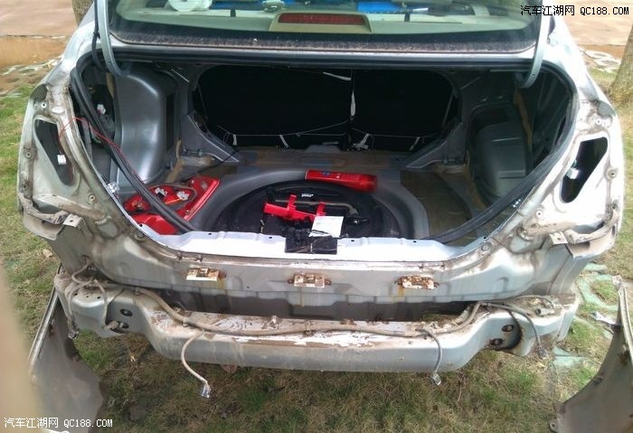 倒车雷达显示器更换