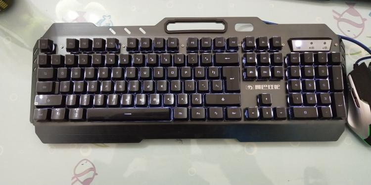 狼蛛机械键盘鬼王_狼蛛机械鬼王键盘_狼蛛入门级机械键盘