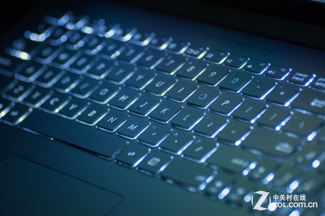 超高清的魅力 华硕UX501J 4K触屏版首测