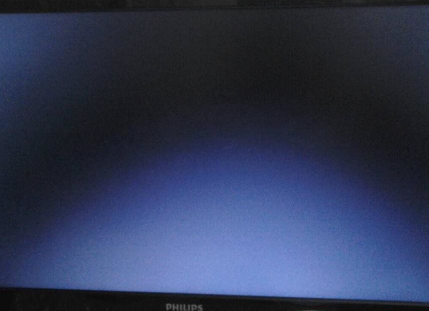 电脑开机不通电，主机电源灯不亮