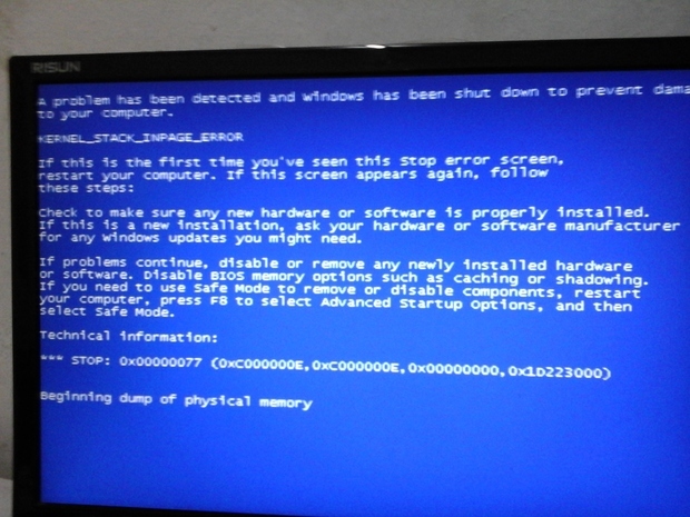 笔记本电脑蓝屏后开机黑屏_ibm笔记本开机黑屏后白屏_笔记本杀毒后开机黑屏