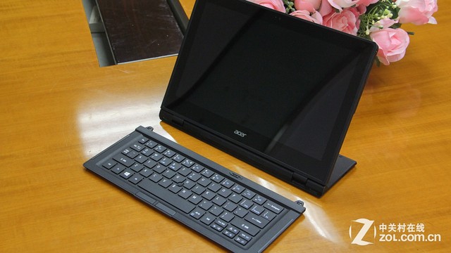 屏幕装反了？宏碁Switch 12变形本首测 