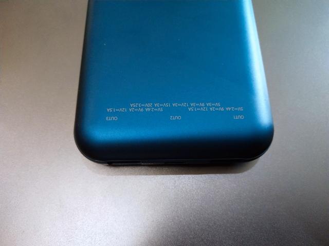 笔记本电脑移动电源