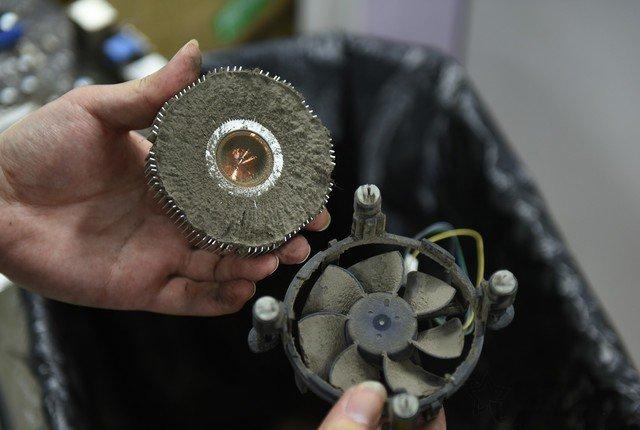 笔记本电脑风扇可以加润滑油吗_风扇不转加什么油_笔记本光驱位加风扇